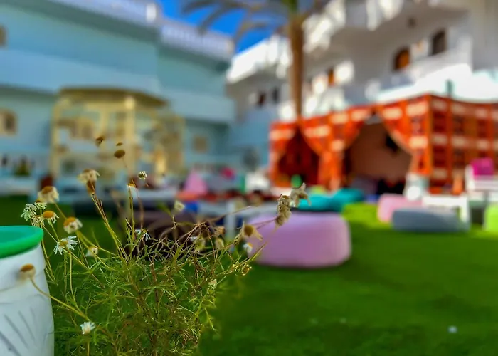La Perla Hotel